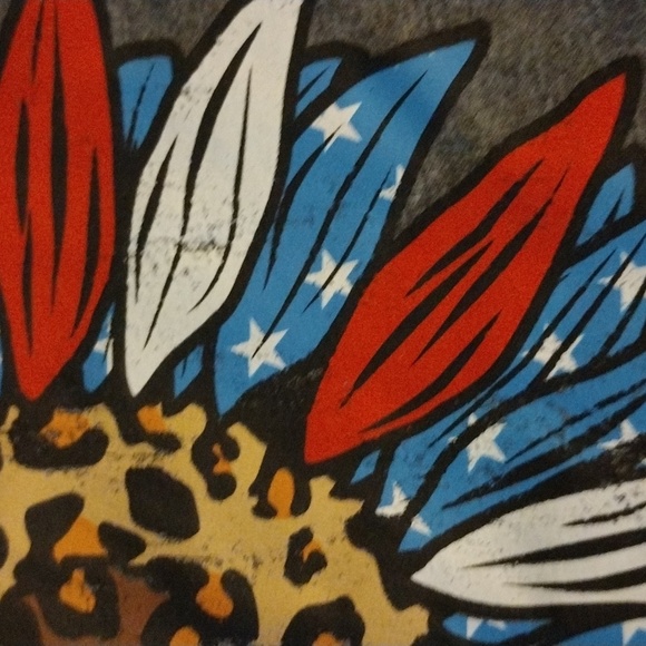 Patriotic Sunflower Tshirt - Picture 4 of 8